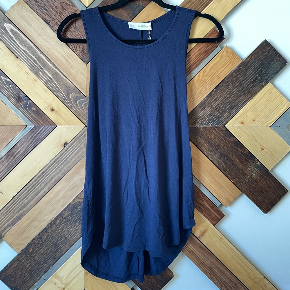 Shop Wanna B Cross Back Tank Top size Small